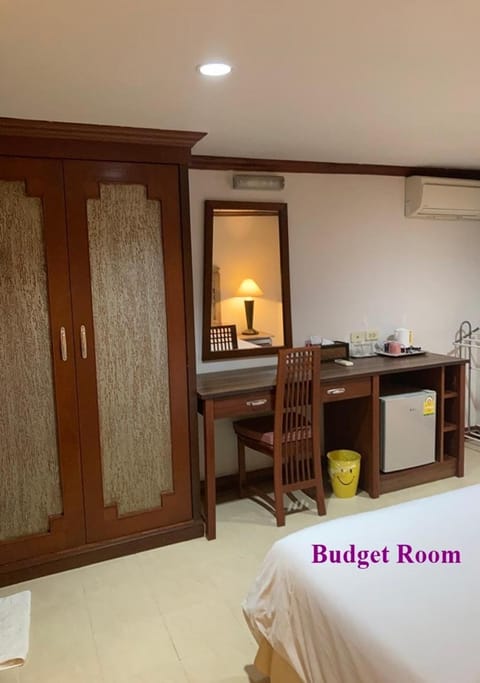 Le Tanjong House Bed and Breakfast in Patong