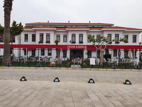 Teos Lodge Übernachtung mit Frühstück in İzmir Province