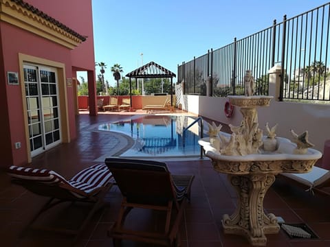 Solarium, Balcony/Terrace, Area and facilities, Swimming pool