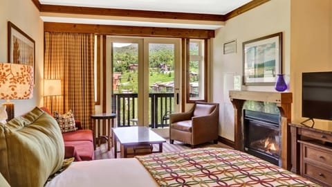 1428 Lodge At Spruce Peak Ski In Ski In Ski Out King Studio Resort in Stowe