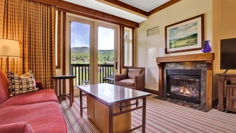 1428 Lodge At Spruce Peak Ski In Ski In Ski Out King Studio Resort in Stowe