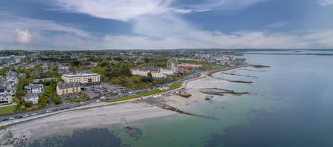 Activities, Beach, City view, Sea view