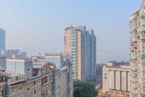 Wuhan Wuchang·Wuchang River Beach· Locals Apartment 00139250 Apartment in Wuhan