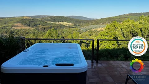 Natural landscape, Hot Tub, Spa and wellness centre/facilities, Mountain view