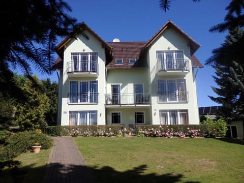 Property building, Garden view