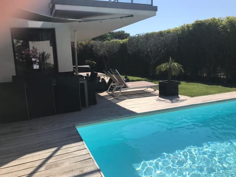 Le Hameau de la Crique de l'Anglaise Villa in French Riviera