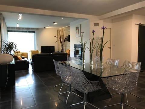 Le Hameau de la Crique de l'Anglaise Villa in French Riviera