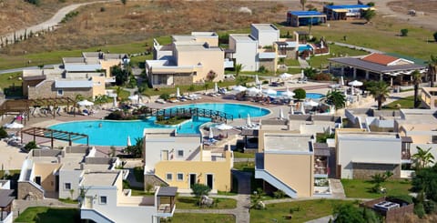 Bird's eye view, Pool view