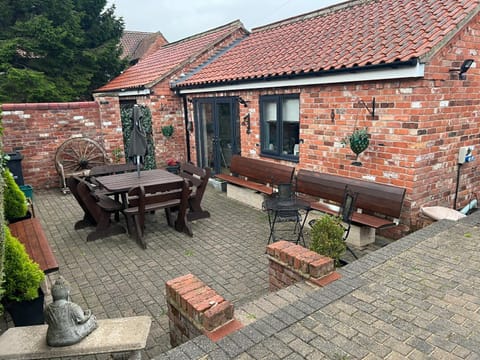 bailiffs cottage annex Chalet in Doncaster