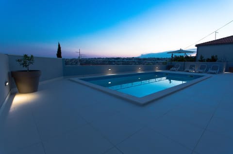 Pool view, Swimming pool, Sunset