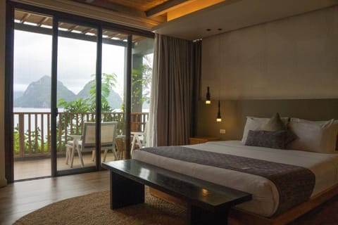 Bed, View (from property/room), Balcony/Terrace, Bedroom, Mountain view