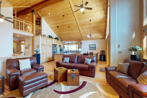 Peaceful Pine House in Truckee
