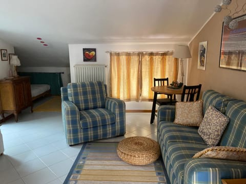 La mansarda di Orni Apartment in Aosta Valley, Italy