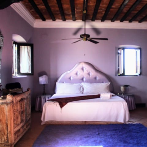 El Castillo Bed and Breakfast in Samaná Province