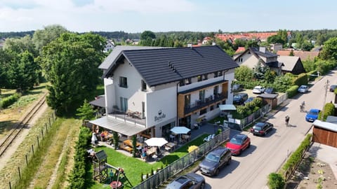 Property building, Neighbourhood, Bird's eye view, Street view