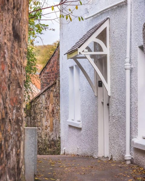 Poppy's Place Cupar Apartment in Scotland
