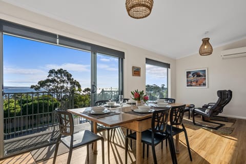 Dining area, On site, Sea view