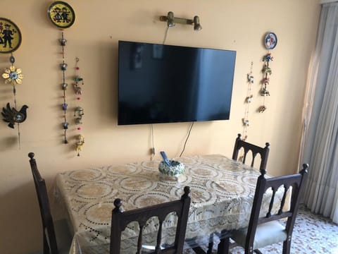 TV and multimedia, Dining area, Evening entertainment