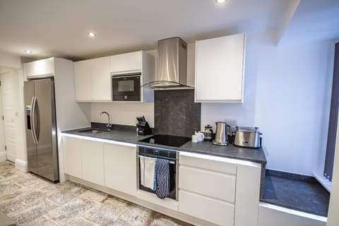 The Sandringham Suite Condo in Plymouth
