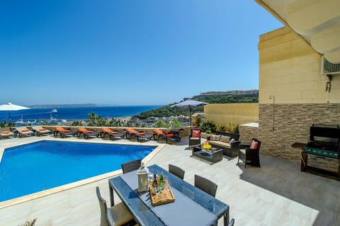 The Harbour Holiday Home Country House in Malta