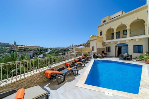 The Harbour Holiday Home Country House in Malta