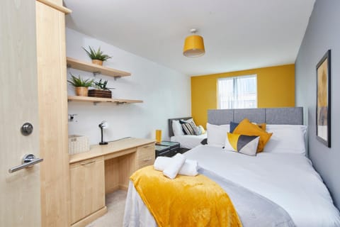 Stylish Manchester Gem - Sleeps 10! Apartment in Manchester