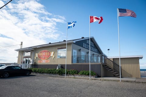 Manoir sur Mer Hôtel in Newfoundland and Labrador