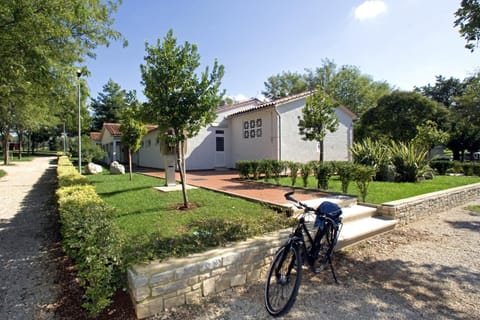 Garden, Area and facilities