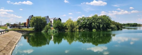 Nearby landmark, Day, Natural landscape, Lake view