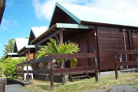 Les Vanilliers Location BUNGALOWS Chalet in Réunion