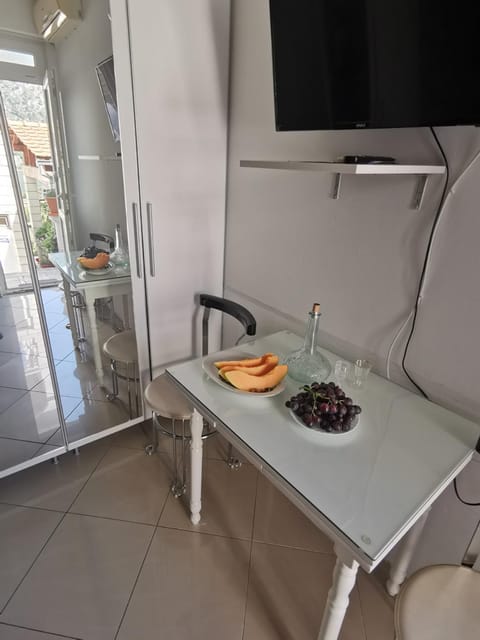 Apartments Coso Zlatne njive bb Copropriété in Dobrota