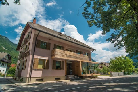 Property building, Street view