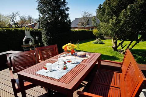 BBQ facilities, Garden, Balcony/Terrace, Garden view