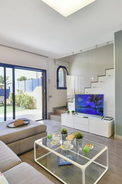 Blue Bay Villa Meloneras with Terrace Villa in Maspalomas