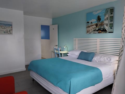 Snooze Hotel in Fort Lauderdale