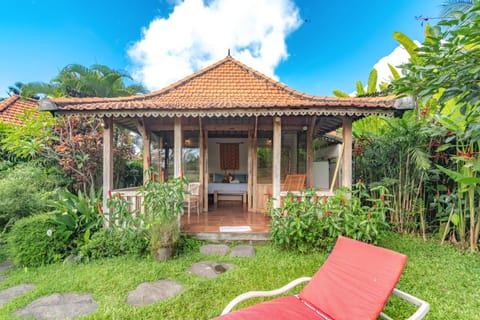 View (from property/room), Balcony/Terrace, Bedroom, Garden view