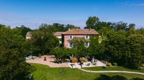 Property building, Natural landscape, Garden