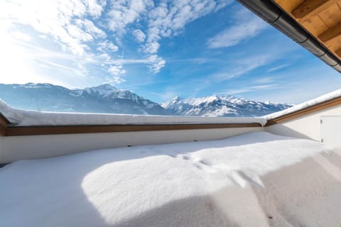 Day, Winter, Balcony/Terrace, On site