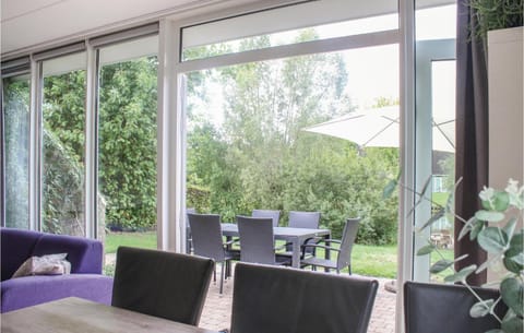Beautiful Home In Vlagtwedde With 3 Bedrooms, Wifi And Indoor Swimming Pool House in Vlagtwedde