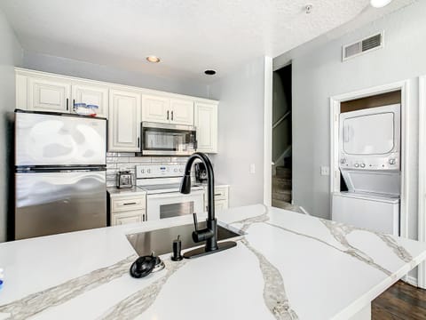 4 Bedroom Townhouse in a Gated Resort! Copropriété in Kissimmee