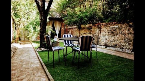 Garden, Garden