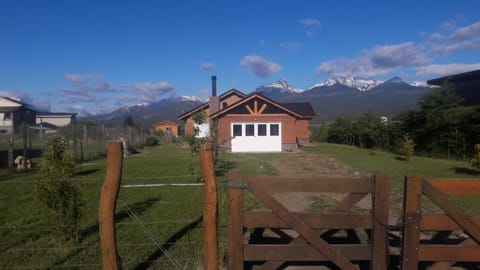 Mi casita en la loma Haus in Trevelin