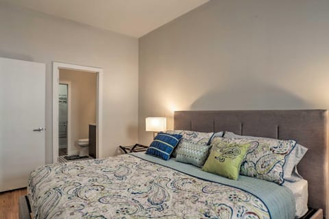 Cityscape 1 - Sleeps 7 Apartment in Chattanooga