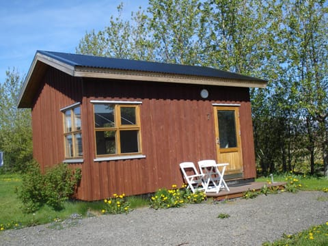 Guesthouse Pétursborg Alojamiento y desayuno in Akureyri