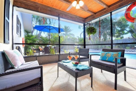 Paradise Villa Digsify - Private Heated Pool House in Palm Beach Gardens
