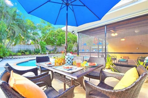 Paradise Villa Digsify - Private Heated Pool Haus in Palm Beach Gardens