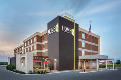 Home 2 Suites By Hilton Indianapolis Northwest Hotel in Pike Township
