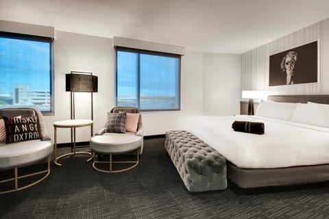 The Rose Chicago, Tapestry Collection By Hilton Hotel in Rosemont