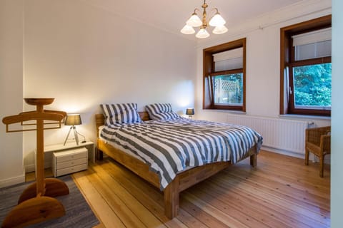 fewo1846 - Heimspiel - komfortable Wohnung mit 2 Schlafzimmern und sonnigem Garten Condo in Flensburg