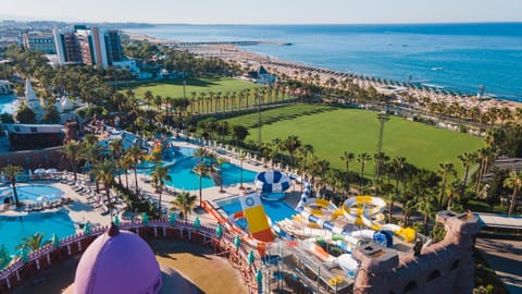 Bird's eye view, Pool view